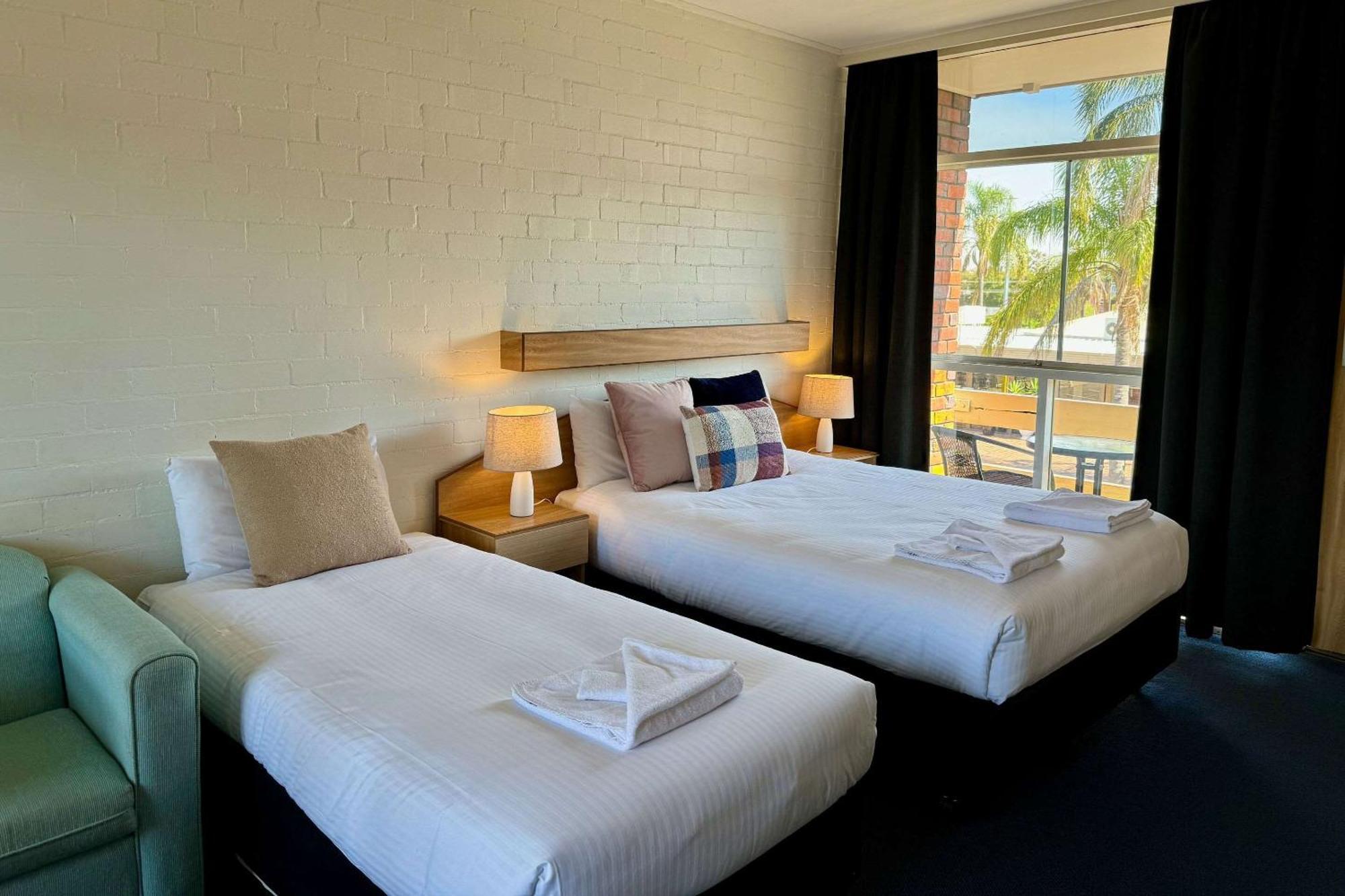 Econo Lodge Gateway Tamworth Zewnętrze zdjęcie
